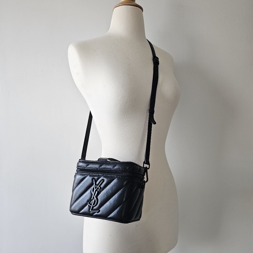 🖤 YSL Vanity Bag 🖤 - Picture 12 of 12